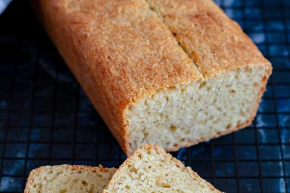 gesundes Dinkel-Karotten-Brot - DELi Deluxe - vegan / vegetarische ...