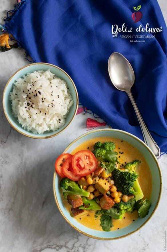 5-Zutaten-Curry mit Brokkoli, Kichererbsen und Tofu