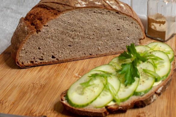 gesundes Dinkel-Karotten-Brot - DELi Deluxe - vegan / vegetarische ...